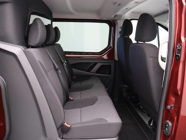 Renault TRAFIC 2.0 dCi 150 T29 L2H1 DC Business | Clima | Cruise Control | Trekhaak | LED.