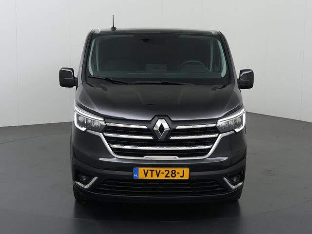 Renault TRAFIC 2.0 dCi | DUBBEL CABINE | L2 H1 | LUXE | LED | NAVIGATIE | CLIMATE CONTROL | CRUISE CONTROL | TREKHAAK | DUBBELE ZIJSCHUIFDEUR | ACHTERUITRIJCAMERA