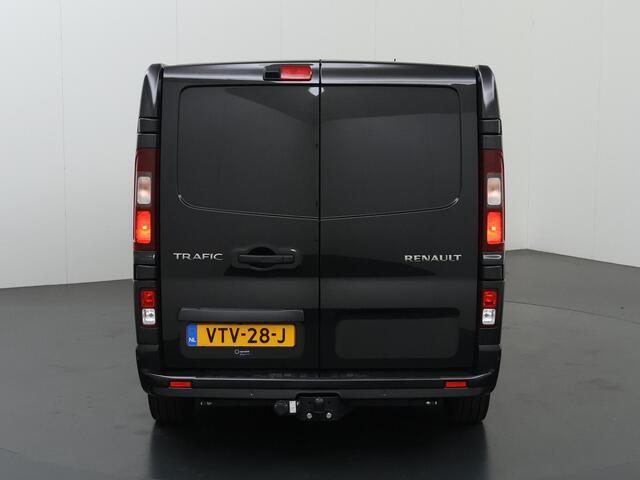 Renault TRAFIC 2.0 dCi | DUBBEL CABINE | L2 H1 | LUXE | LED | NAVIGATIE | CLIMATE CONTROL | CRUISE CONTROL | TREKHAAK | DUBBELE ZIJSCHUIFDEUR | ACHTERUITRIJCAMERA