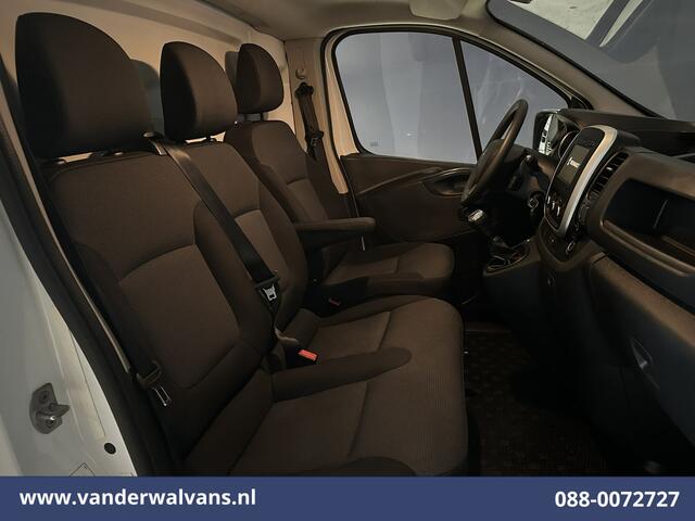 Renault TRAFIC 2.0 dCi 120pk L2H1 Euro6 Airco | Navigatie | Camera | LED | Cruisecontrol | Trekhaak Parkeersensoren, Sidebars, Bijrijdersbank