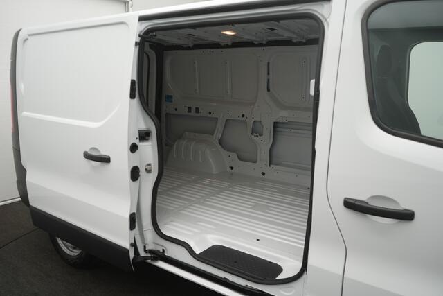Renault TRAFIC 2.0 Blue dCi 130 T30 L2H1 Advance - VOORRAADVOORDEEL - Achteruitrijcamera - Cruise Control
