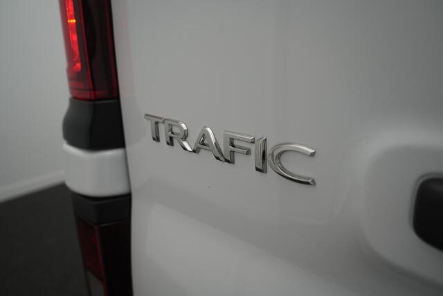 Renault TRAFIC 2.0 Blue dCi 130 T30 L2H1 Advance - VOORRAADVOORDEEL - Achteruitrijcamera - Cruise Control