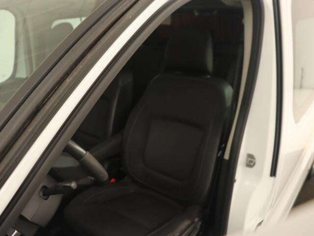 Renault TRAFIC 1.6 dCi T29 L2H1 Comfort 6-persoons | Trekhaak | Camera | Navigatie | Airco | Cruise control | Bluetooth | Parkeerhulp