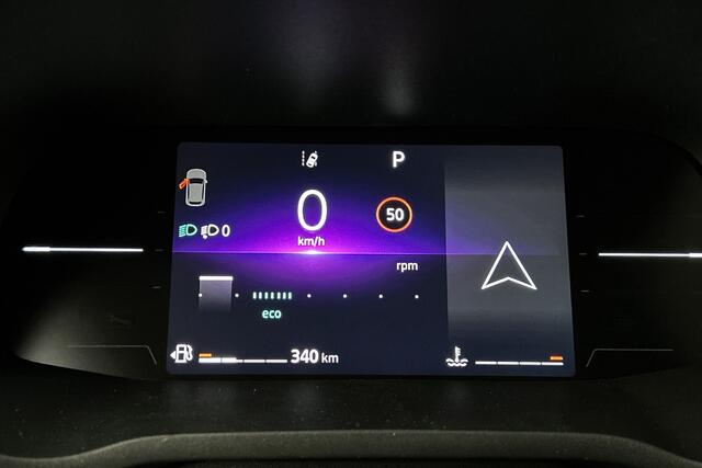 Renault TRAFIC 2.0 L2H1 dubbel cabine | Camera | Cruise control | LED koplampen | Trekhaak | Stoelverwarming