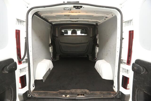 Renault TRAFIC 1.6 dCi T29 L2H1 | DC | 5-Zits | Airco | Trekh. | Navigatie | Cruise | Imperiaal | Parkeersens.