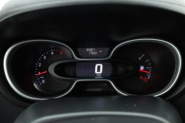 Renault TRAFIC 2.0 dCi 120 T29 L2H1 Work Edition | Trekhaak | Cruise | Camera | Navi