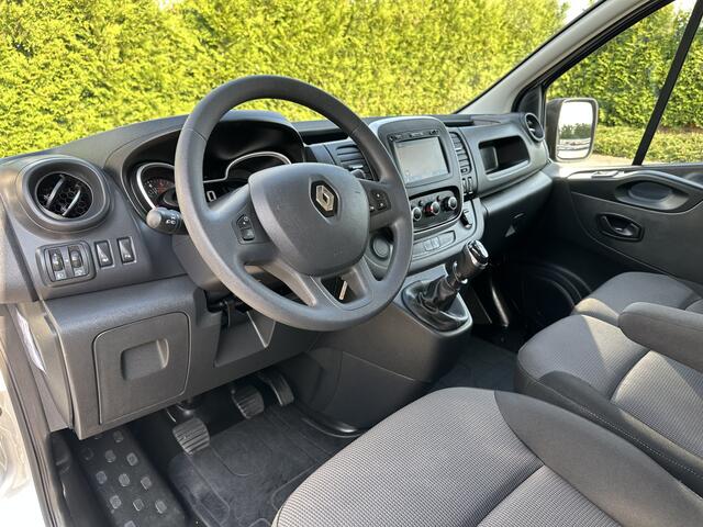 Renault TRAFIC 2.0 dCi 120 PK / L2H1 / DUBBEL CABINE / 1e EIG. / ZEER NETTE STAAT / AIRCO / CRUISE / NAVI / 6 PERSOONS DUBBELE CABINE