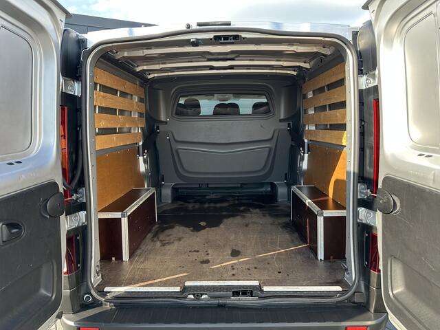 Renault TRAFIC 2.0 dCi 120 PK / L2H1 / DUBBEL CABINE / 1e EIG. / ZEER NETTE STAAT / AIRCO / CRUISE / NAVI / 6 PERSOONS DUBBELE CABINE