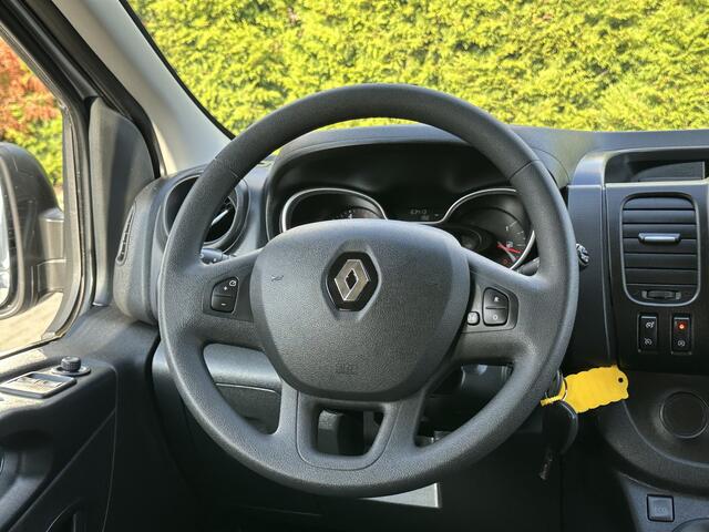 Renault TRAFIC 2.0 dCi 120 PK / L2H1 / DUBBEL CABINE / 1e EIG. / ZEER NETTE STAAT / AIRCO / CRUISE / NAVI / 6 PERSOONS DUBBELE CABINE