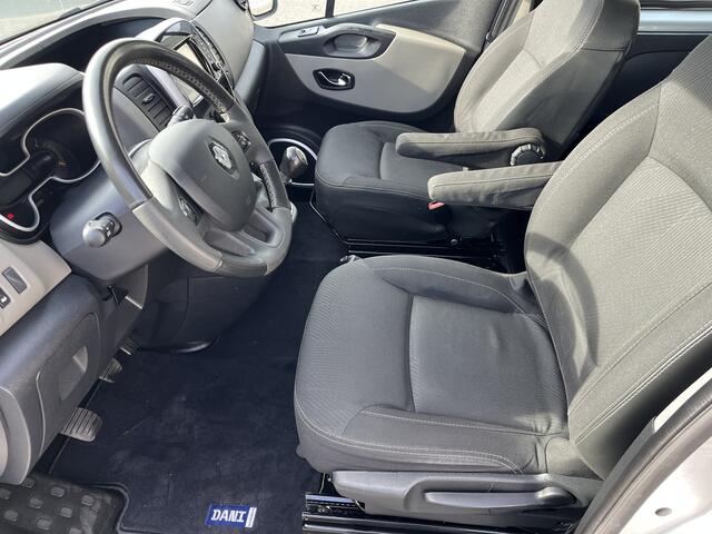 Renault TRAFIC Passenger 8-persoons 1.6 dCi Grand Authentique Energy BTW / BPM vrij marge Lengte 2 Airco Cruise control Navigatie PDC Combi Kombi Passenger Groepsvervoer Taxi Personenbus