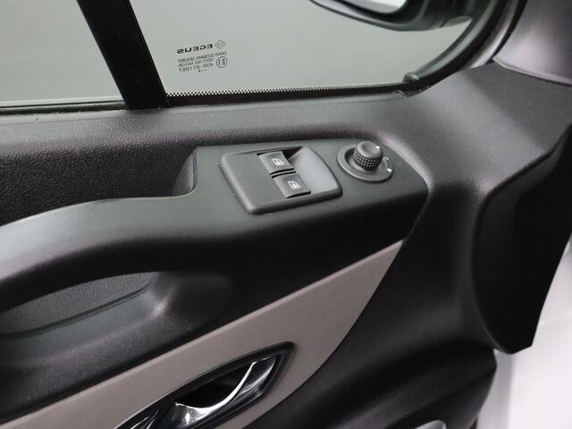 Renault TRAFIC 1.6DCi Lang | Navigatie | Airco | Cruise | Trekhaak | Betimmering | Trekhaak