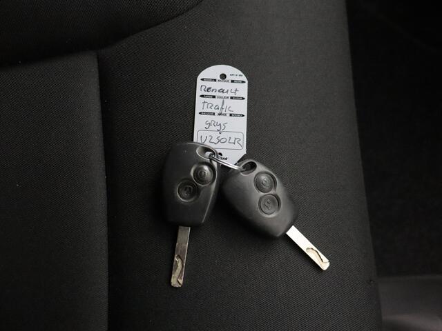 Renault TRAFIC 1.6DCi Lang Comfort Energy | Navigatie | Camera | Airco | 3-Persoons | Betimmering