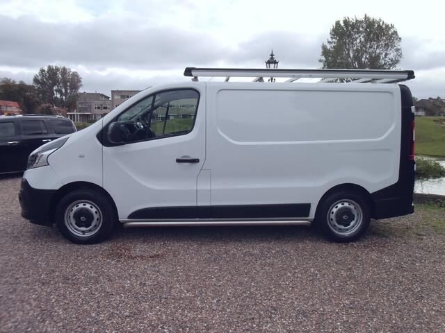 Renault TRAFIC 1.6 dCi T27 L1H1 Comfort Energy - Airco - Navigatie - 6 Bak - 3 Zits