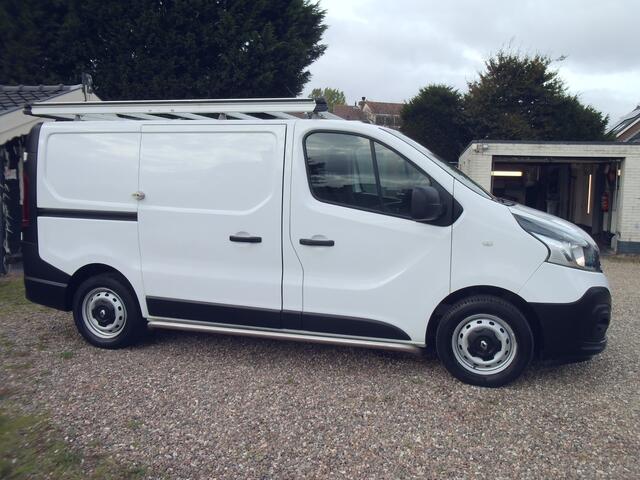 Renault TRAFIC 1.6 dCi T27 L1H1 Comfort Energy - Airco - Navigatie - 6 Bak - 3 Zits