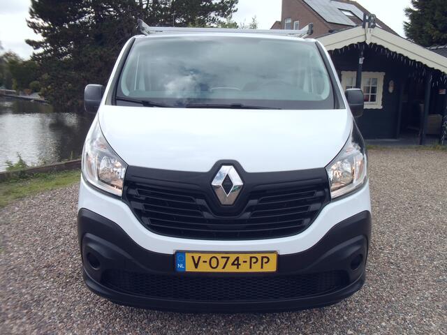 Renault TRAFIC 1.6 dCi T27 L1H1 Comfort Energy - Airco - Navigatie - 6 Bak - 3 Zits
