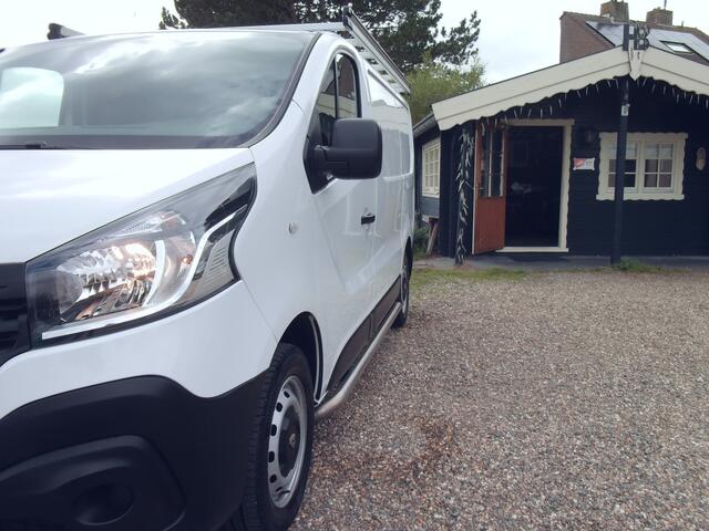 Renault TRAFIC 1.6 dCi T27 L1H1 Comfort Energy - Airco - Navigatie - 6 Bak - 3 Zits