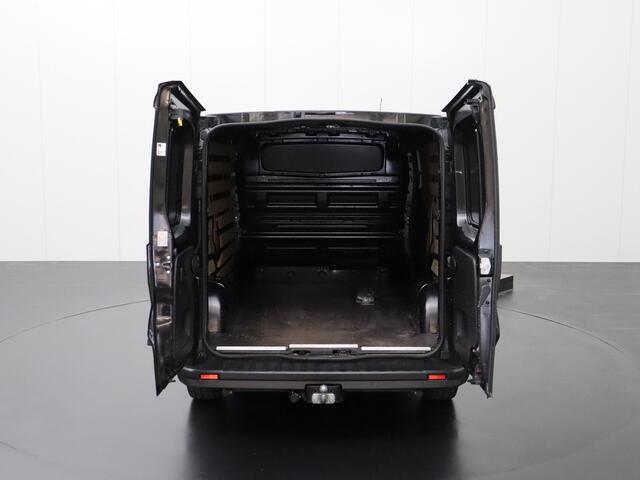 Renault TRAFIC 2.0DCi 120PK Black Edition | Led | Navigatie | Airco | 3-Persoons | Betimmering | Trekhaak