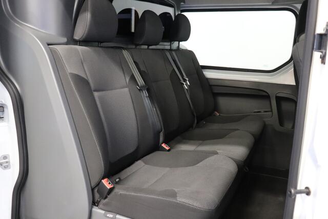 Renault TRAFIC 2.0 dCi 120PK L2 Dubbele cabine EURO 6 - Airco - Navi - Cruise - ¤ 17.500,- Excl.