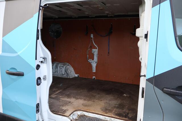 Renault TRAFIC 1.6 dCi T29 L2H1 Comfort | Origineel NL | Cruise Control | Airco | Trekhaak | PDC |