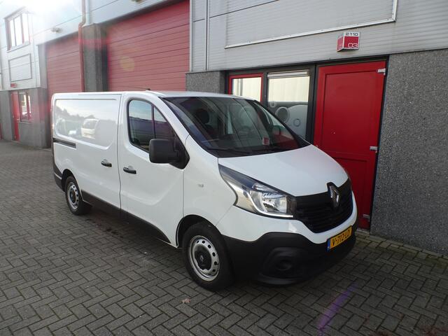 Renault TRAFIC 1.6 dCi T27 L1H1 Comfort 3 zits airco