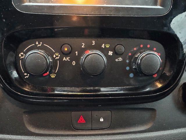 Renault TRAFIC 1.6 dCi T29 125pk L2 H1 Dubbel Cabine Comfort Edition 2 Schuifdeuren,Airco,Navigatie