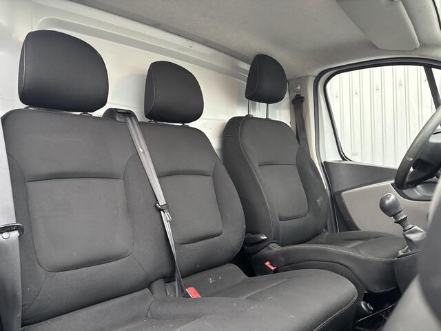 Renault TRAFIC 1.6 dCi T29 L1H1 Comfort*HAAK*3PERS.*IMPERIAAL*
