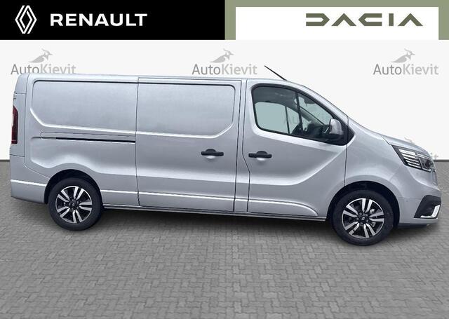 Renault TRAFIC 2.0 Blue dC1 150 T30 L2H1 Extra - Reservewiel / Alarm / 17\" lichtmetalen velgen 'Avens Noir Diamantée' in aluminium en zwart,Houten laadvloer