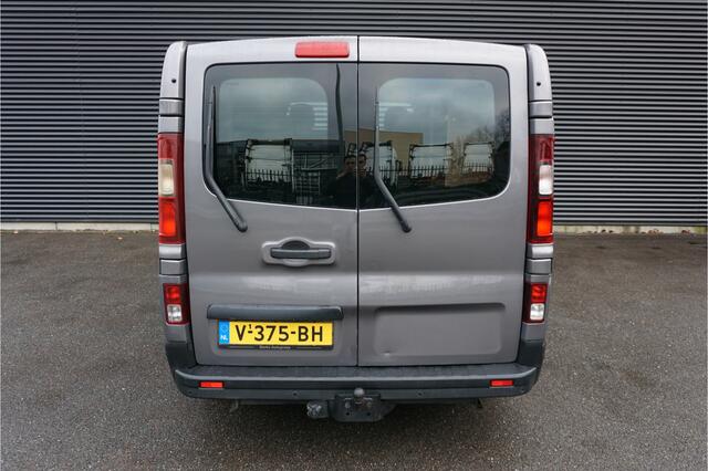 Renault TRAFIC 146pk Euro6 L2H1 Dubbele cabine 2x Schuifdeur Navi Trekhaak Cruise control 17" Velgen