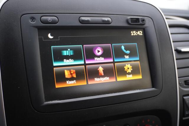 Renault TRAFIC 2.0 dCi 120PK 2x schuifdeur EURO 6 - Airco - Navi - Cruise - ¤11.950,- Excl.