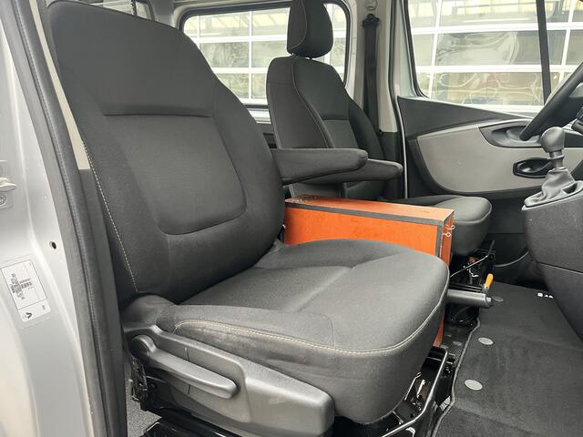 Renault TRAFIC 1.6 dCi T29 L2H1 DC Marge Btw / Bpm vrij Airco Cruise controle Navigatie 5-Persoons Dubbele cabine Euro 6 Lang Verlengde wielbasis 1e eigenaar Ex overheid