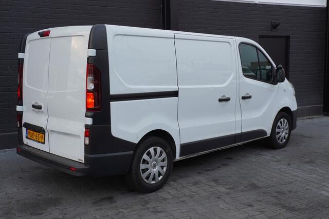 Renault TRAFIC 2.0 dCi 145PK 2x Schuifdeur EURO 6 - Airco - Navi - Cruise - ¤ 11.499,- Excl.