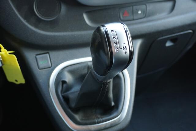 Renault TRAFIC 2.0 dCi 145PK L2 Automaat EURO 6 - Airco - Navi - Cruise - ¤ 13.950,- Excl.