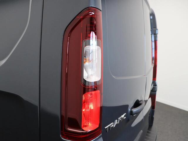 Renault TRAFIC 2.0 Blue dC1 150 EDC T30 L2H1 Advance inclusief laadruimte betimmering