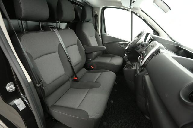 Renault TRAFIC 2.0 dCi T29 L2H1 | Airco | Cruise | Camera | 3-Zits | Stoelverw. | Navigatie | 2xSchuifdeur