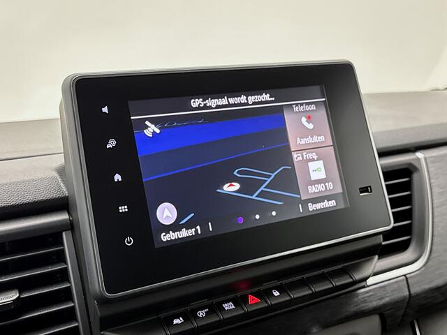 Renault TRAFIC 2.0 Blue dCi EDC 170 T29 L2H1 Extra DC 2x Schuifdeur Betimmering Keyless Trekhaak Navigatie Parkeersensoren Camera Carplay Dubbele cabine