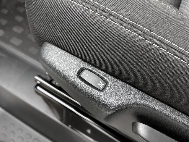 Renault TRAFIC 2.0 Blue dCi EDC 170 T29 L2H1 Extra DC 2x Schuifdeur Betimmering Keyless Trekhaak Navigatie Parkeersensoren Camera Carplay Dubbele cabine