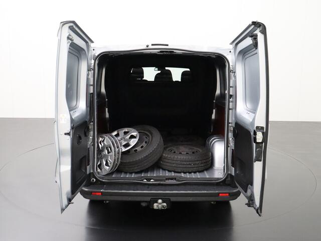 Renault TRAFIC 2.0DCi 130PK Lang Dubbele Cabine | 6-Persoons | Euro 6 | Multimedia | Camera | Airco | Cruise | Trekhaak