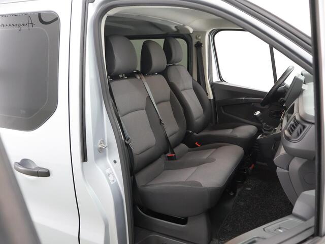 Renault TRAFIC 2.0 dCi | 130 PK | T29 | L2 H1 | Dubbele Cabine | 6-persoons | Trekhaak | LED Koplampen | Airco |