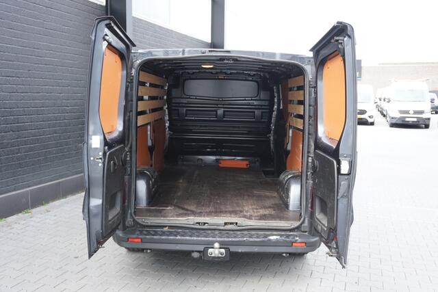 Renault TRAFIC 2.0 dCi L2 EURO 6 - Airco- Navi - Cruise - ¤ 23.900, Excl.