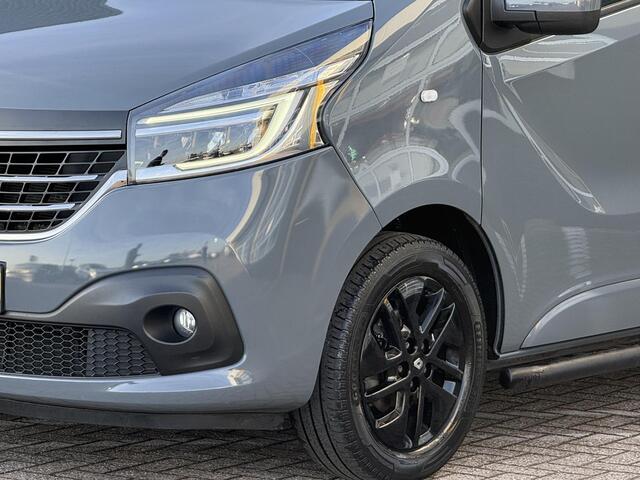 Renault TRAFIC 2.0 dCi 170 T29 L2H1 Comfort | NAP | 1E eigenaar | Dubbele schuifdeur | Achteruitrijcamera | Climate Control | Leer | Trekhaak | Cruise Control | DAB | Navigatie | Lichtmetaal |