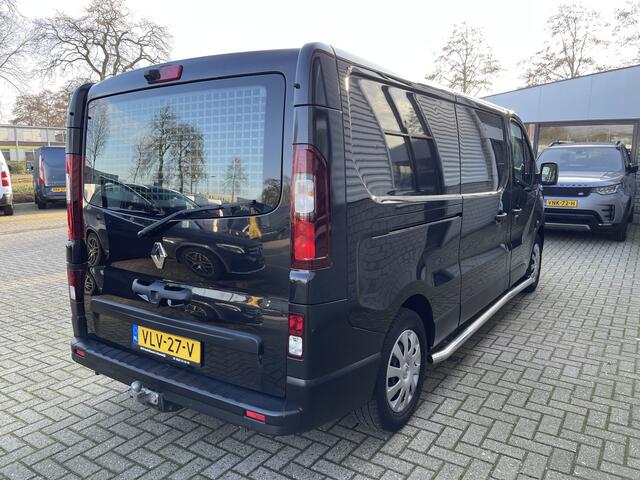 Renault TRAFIC 2.0 dCi 120pk T29 L2H1 Work Edition / vaste prijs rijklaar ¤ 17.950 ex btw / lease vanaf ¤ 302 / zwart metallic / ingerichte laadruimte / camera / airco / cruise / trekhaak !