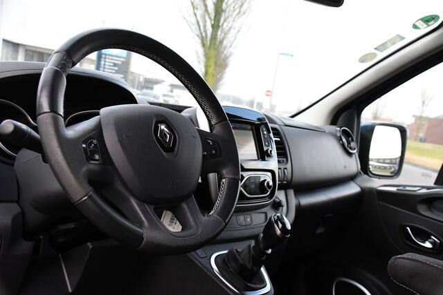 Renault TRAFIC 2.0 dCi 145 T29 L2H1 DC Luxe PB Edition Camera, Cruise, Carplay, Clima, 145pk, NAVI, Trekhaak, Multimedia, LED, Uniek!