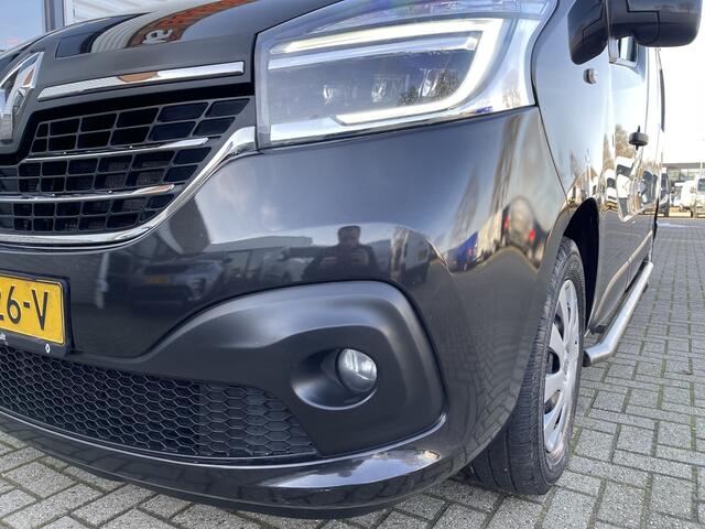 Renault TRAFIC 2.0 dCi 120pk T29 L2H1 Work Edition / vaste prijs rijklaar ¤ 17.950 ex btw / euro 6 / bpm vrij / lease vanaf ¤ 302 / imperial / trekhaak / camera / airco / cruise control