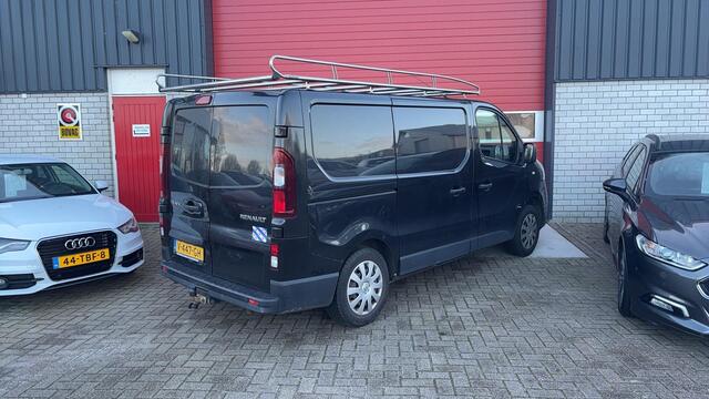 Renault TRAFIC 1.6 dCi T27 L1H1 Comfort MARGE / TREKHAAK / NAVI / AIRCO / PDC / BLUETOOTH / CRUISE / DEALER ONDERHOUDEN / 1STE EIG / NL-AUTO