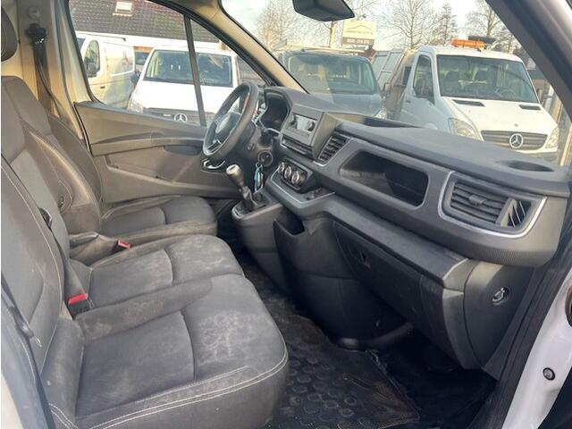 Renault TRAFIC NISSAN NV300 2.0 dCi L2H1 LANG KLIMA EURO6 93000KM