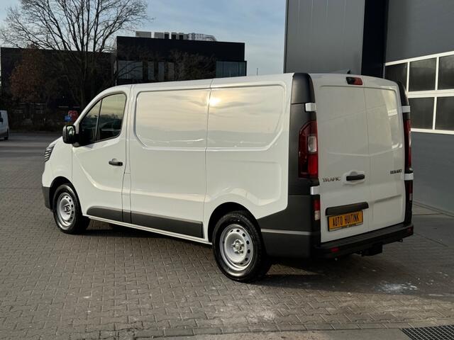 Renault TRAFIC 2.0 D 130pk 3.0 L1H1 - Navi - Camera - Betimmering - trekhaak - All Season banden