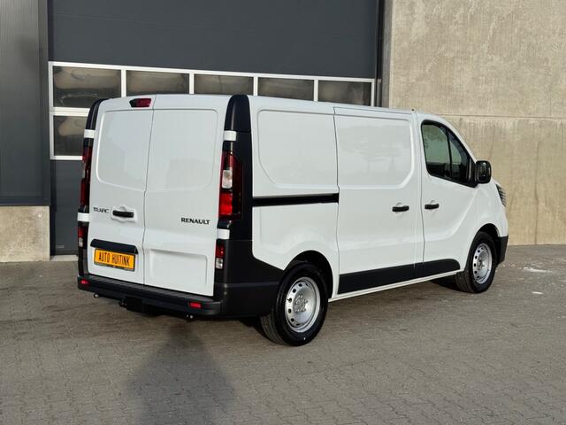Renault TRAFIC 2.0 D 130pk 3.0 L1H1 - Navi - Camera - Betimmering - trekhaak - All Season banden