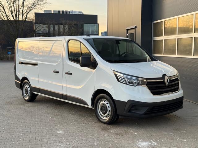 Renault TRAFIC 2.0D 130 pk L2H1 - Navi/Applecarplay/Android auto/ camera/ trekhaak/ all season banden