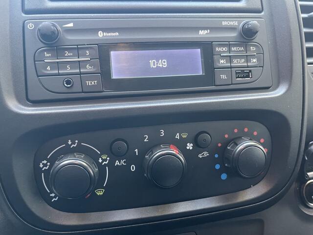 Renault TRAFIC 1.6 dCi 126pk E6 Comfort 3-zits BPM Vrij! Lease ¤296 p/m, Airco, Trekhaak, PDC, 2x Schuifdeur, Cruise controle, Onderhoudshistorie aanwezig