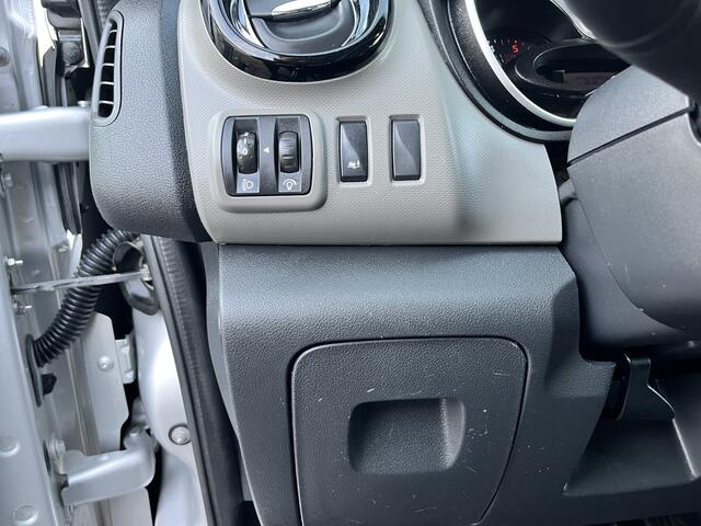 Renault TRAFIC Passenger 1.6 dCi 120pk BTW / BPM VRIJ!! marge Lengte 2 Airco Cruise control Navigatie PDC 1e eigenaar Combi Kombi Passenger Groepsvervoer Taxi Personenbus